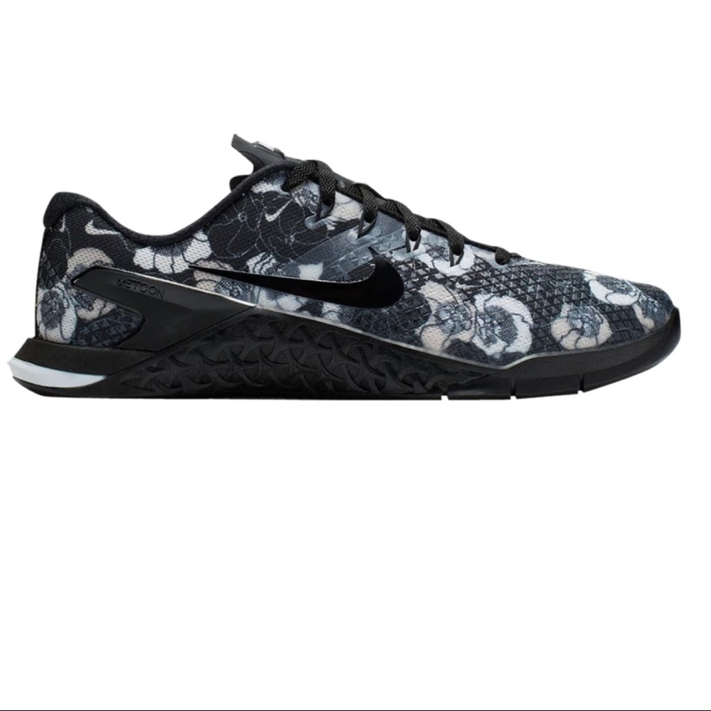 nike metcon floral